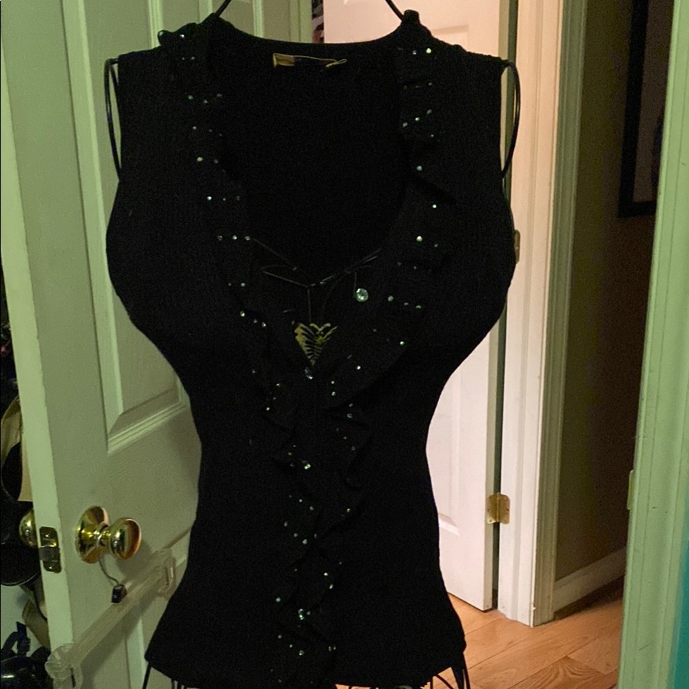 Bellini Black Ruffled Sleeveless Blouse